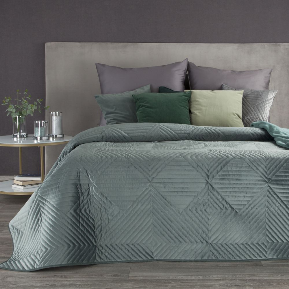 Lovatiesė „Sofia 2” dark mint su/be pagalvių užvalkalais 220×240 cm