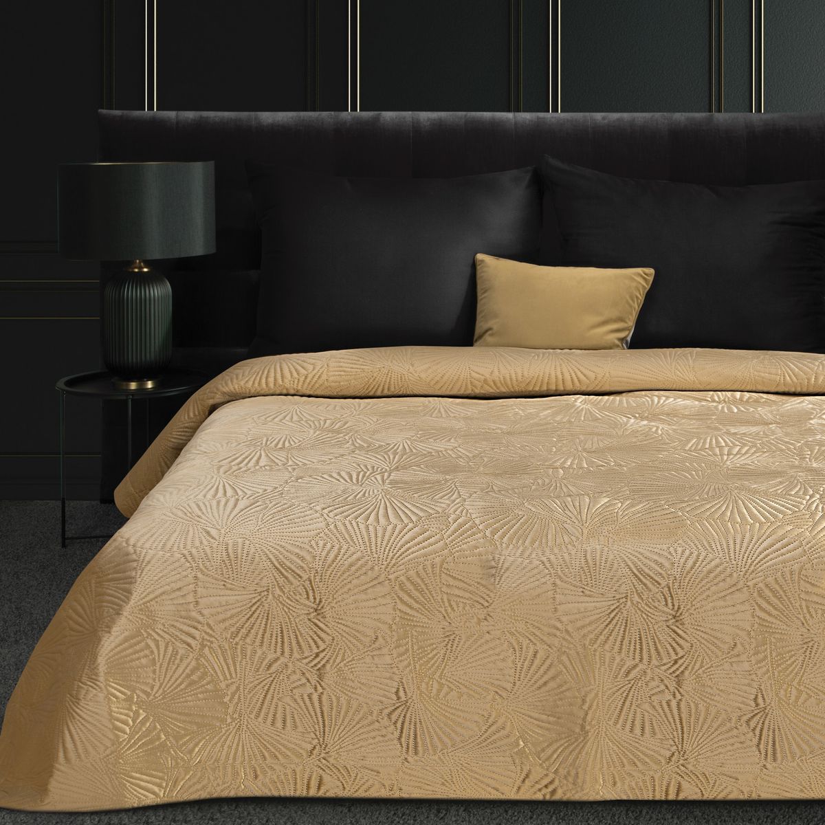 Lovatiesė „Musa5” beige aksominė 260×280 cm