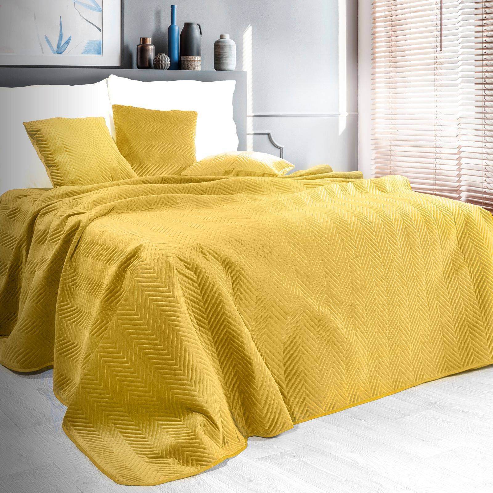Aksominė lovatiesė „Sofia 1” yellow įvairių dydžių