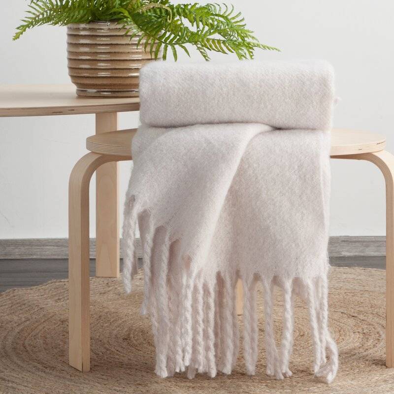 Pledas „Moher” beige 130×170 cm iš moheros