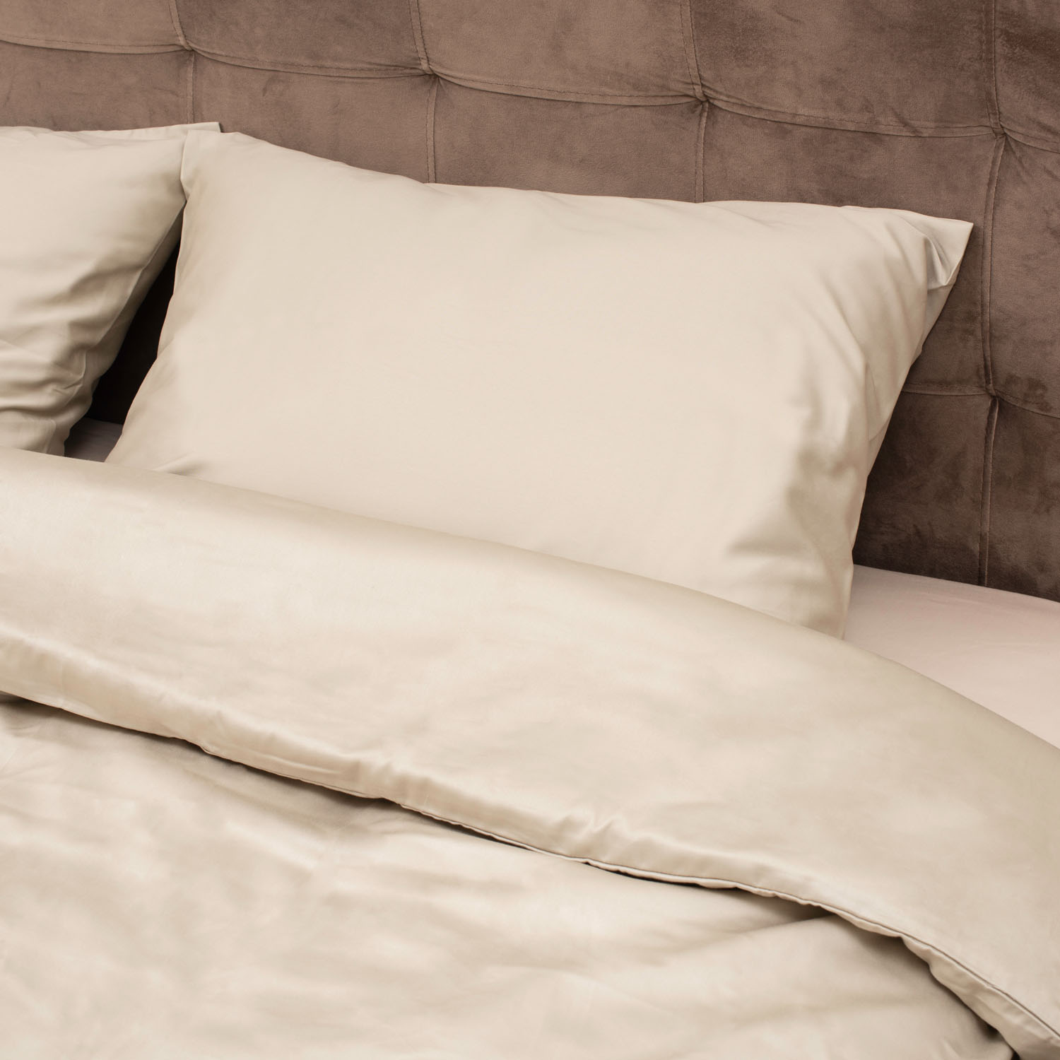 Satino patalynės komplektas „Sustainable” įvairių dydžių, beige