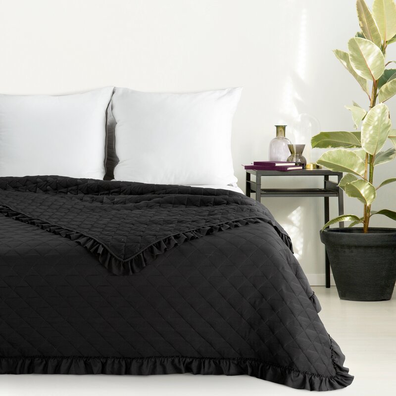 Lovatiesė „Vanesa” įvairių dydžių iš mikropluošto black