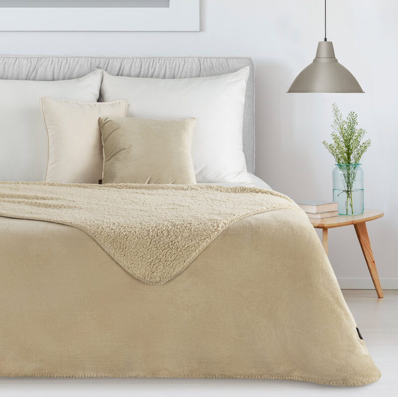 Pliušinis pledas „Tedy1” įvairių dydžių beige, dvipusis