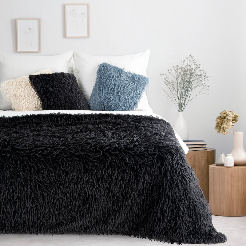 Ilgo plauko pledas „Adore” 130×170 cm black