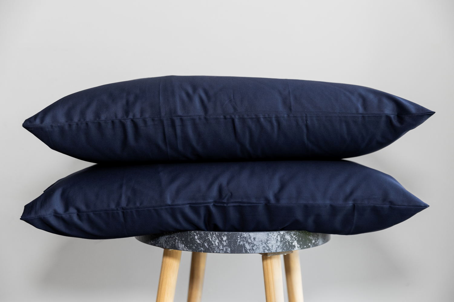 PREMIUM satino pagalvės užvalkalas „Navy”
