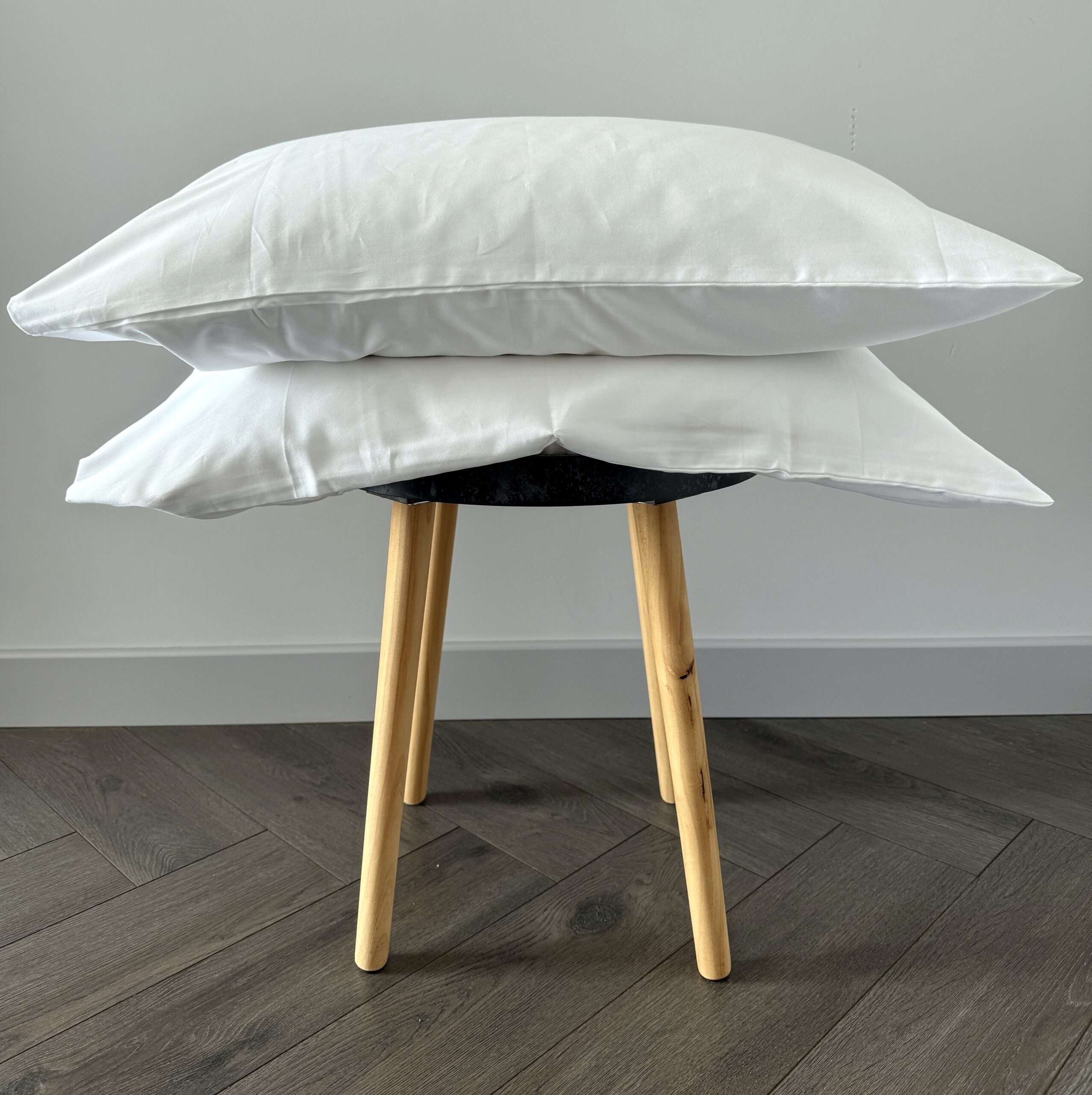 PREMIUM satino pagalvės užvalkalas „White”