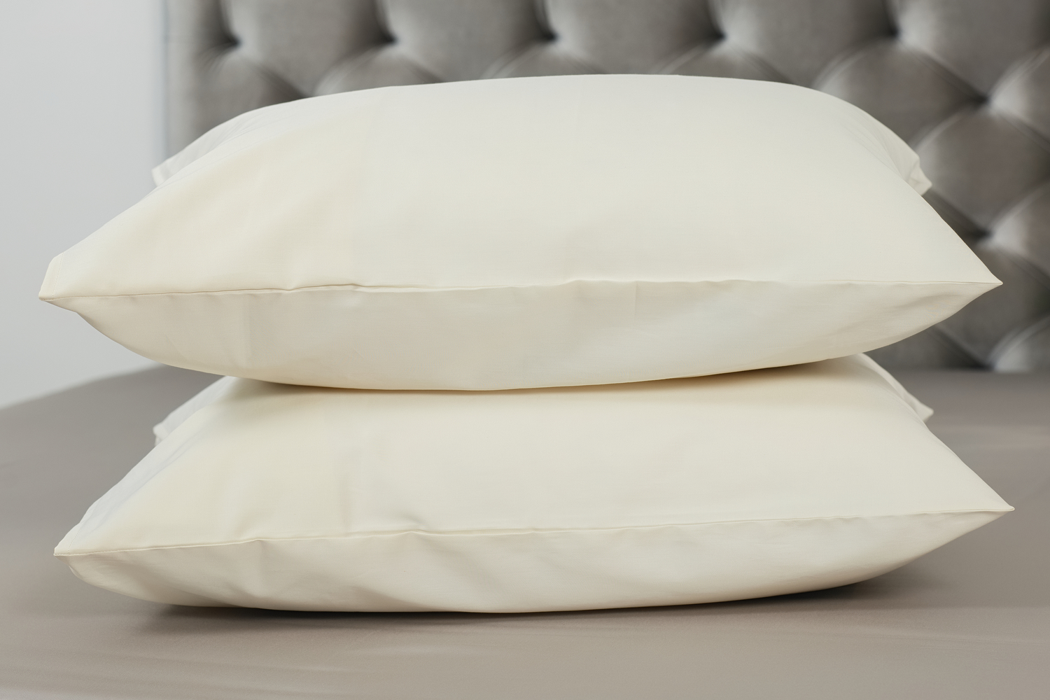 Deluxe satino pagalvės užvalkalas „Kremas” įvairių dydžių