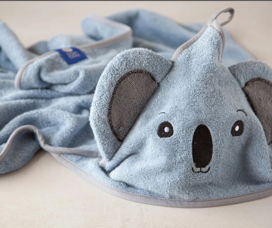 Rankšluostis su gobtuvu „Koala” 70×140 cm, blue iš bambuko
