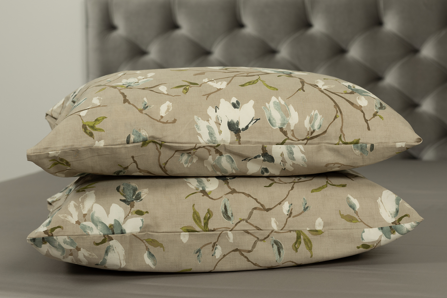 Deluxe satino pagalvės užvalkalas „Magnolija” įvairių dydžių